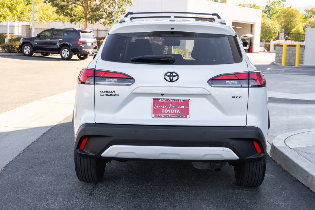 Certified 2024 Toyota Corolla Cross XLE w/ Convenience Package image 6