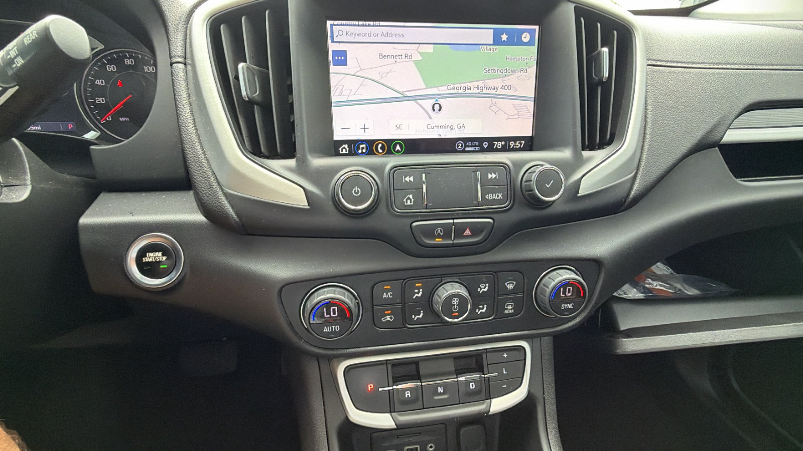 Used 2022 GMC Terrain SLE w/ Driver Convenience Package AWD/4WD image 32