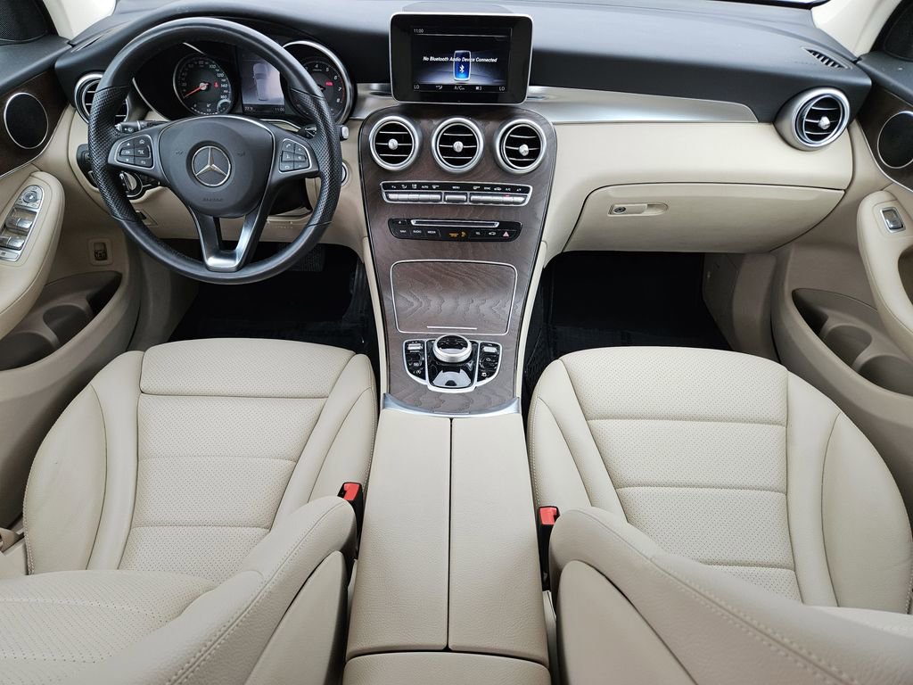 Used 2019 Mercedes-Benz GLC 300 4MATIC image 25