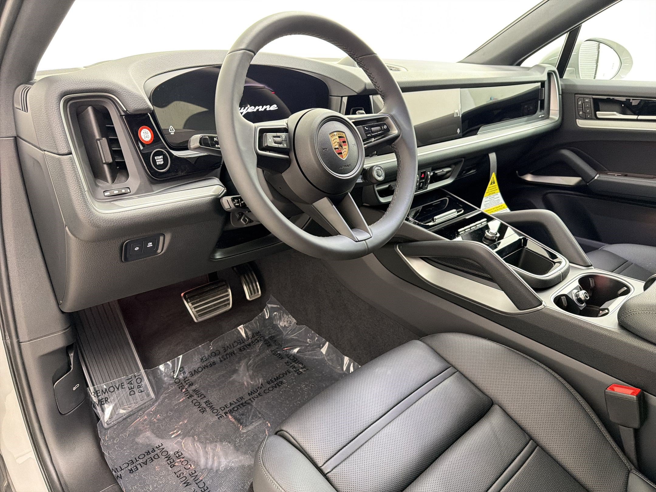 New 2026 Porsche Cayenne Coupe AWD/4WD image 4