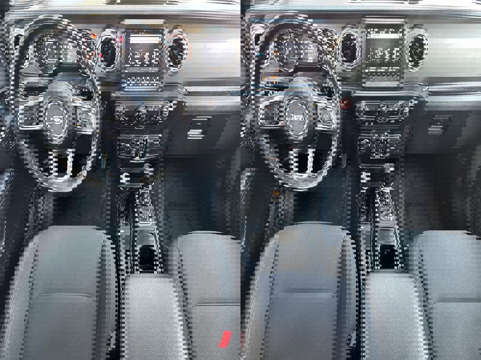 Used 2022 Jeep Wrangler Unlimited Sahara image 8