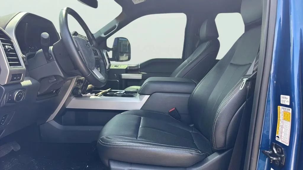 Used 2022 Ford F250 Lariat w/ Black Appearance Package AWD/4WD image 10