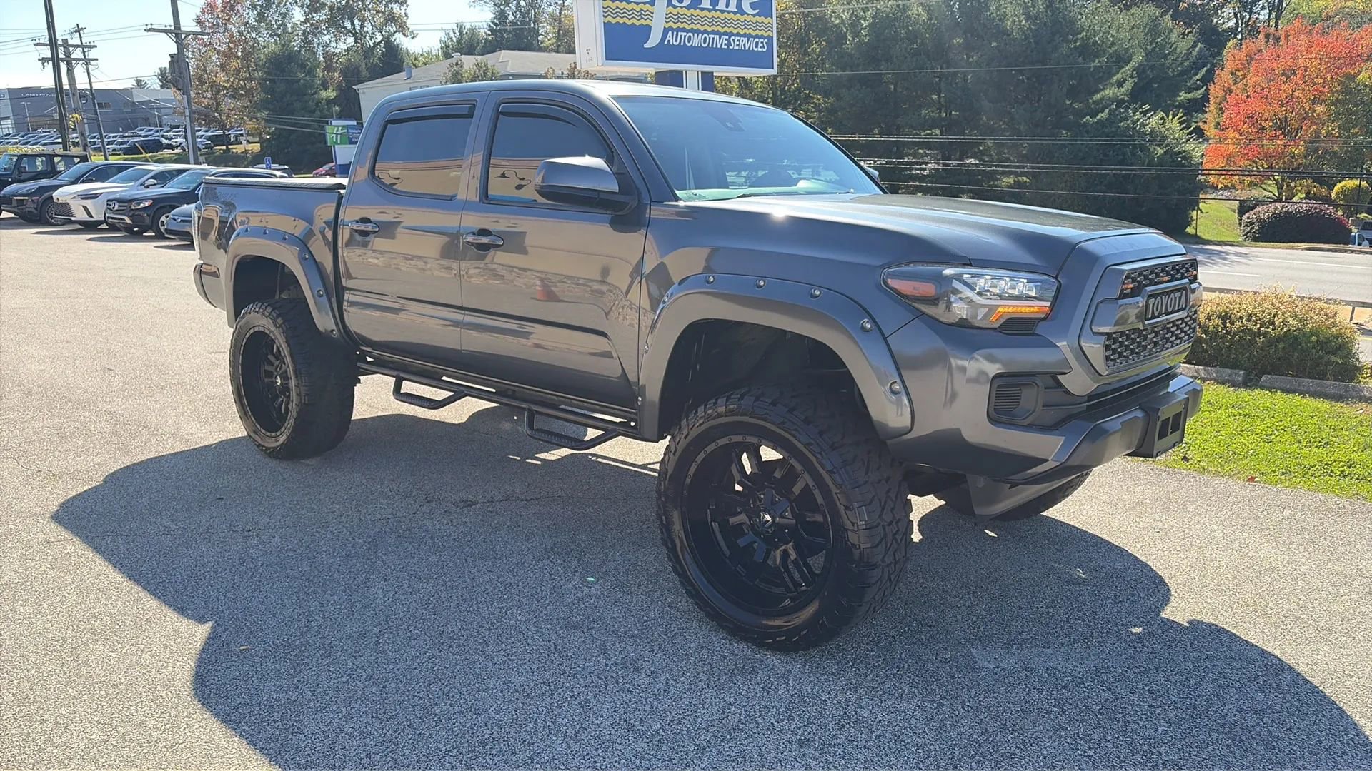 Used 2021 Toyota Tacoma SR5 image 24