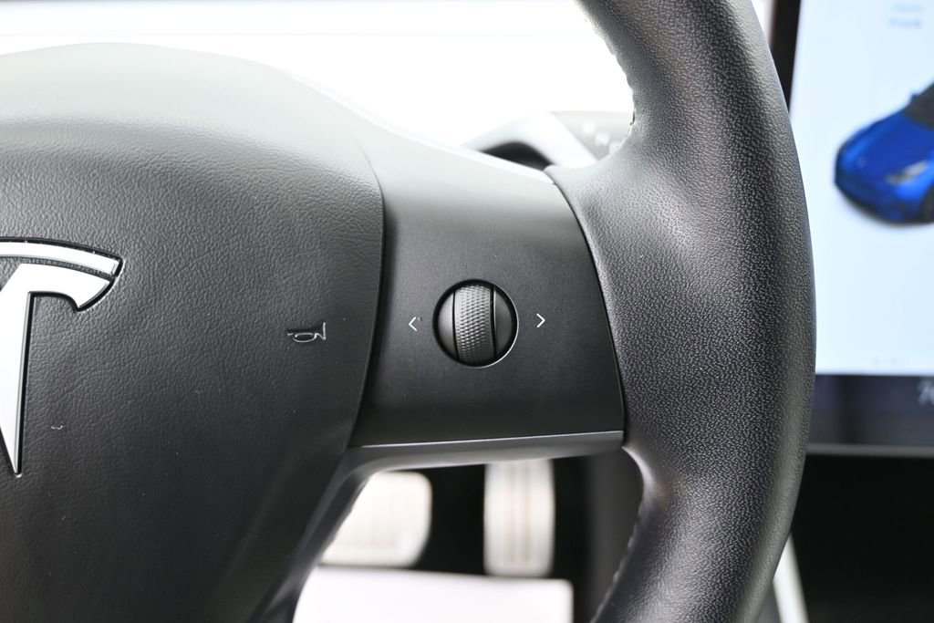 Used 2020 Tesla Model Y Performance image 20