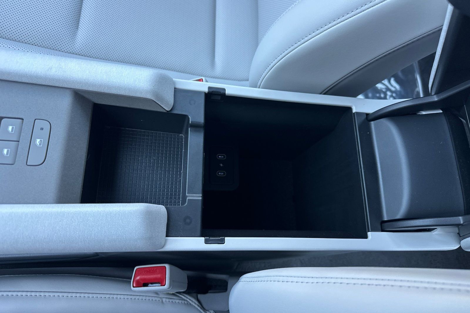 Used 2024 Hyundai Ioniq 6 SEL image 32