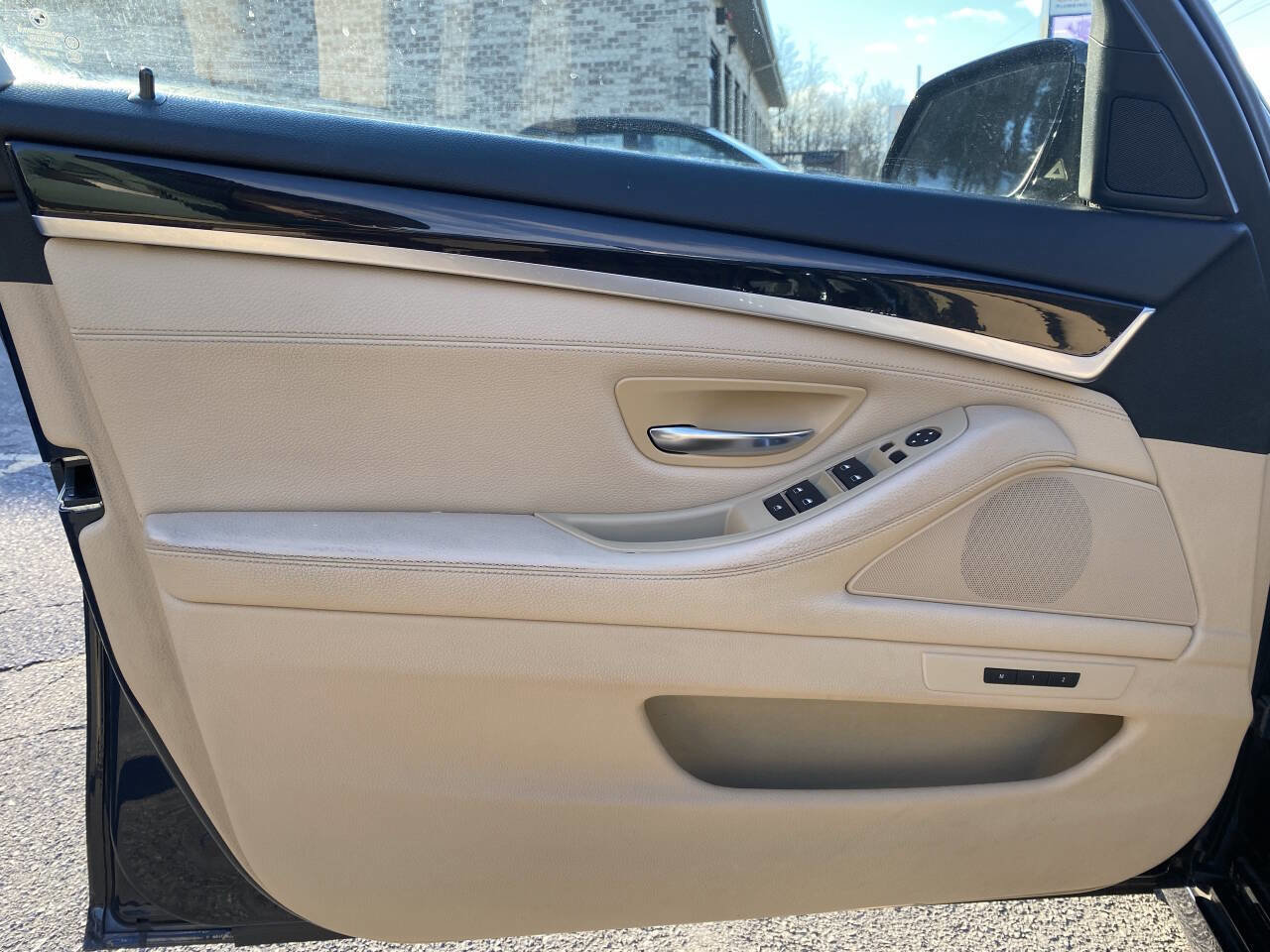 Used 2014 BMW 535i xDrive Sedan image 12