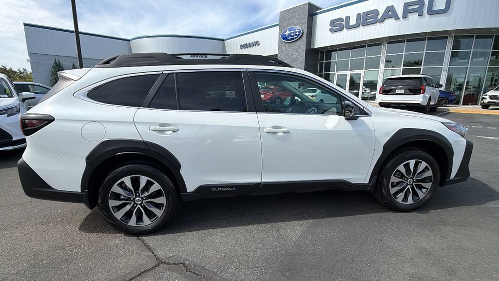 Used 2024 Subaru Outback Limited AWD/4WD image 3