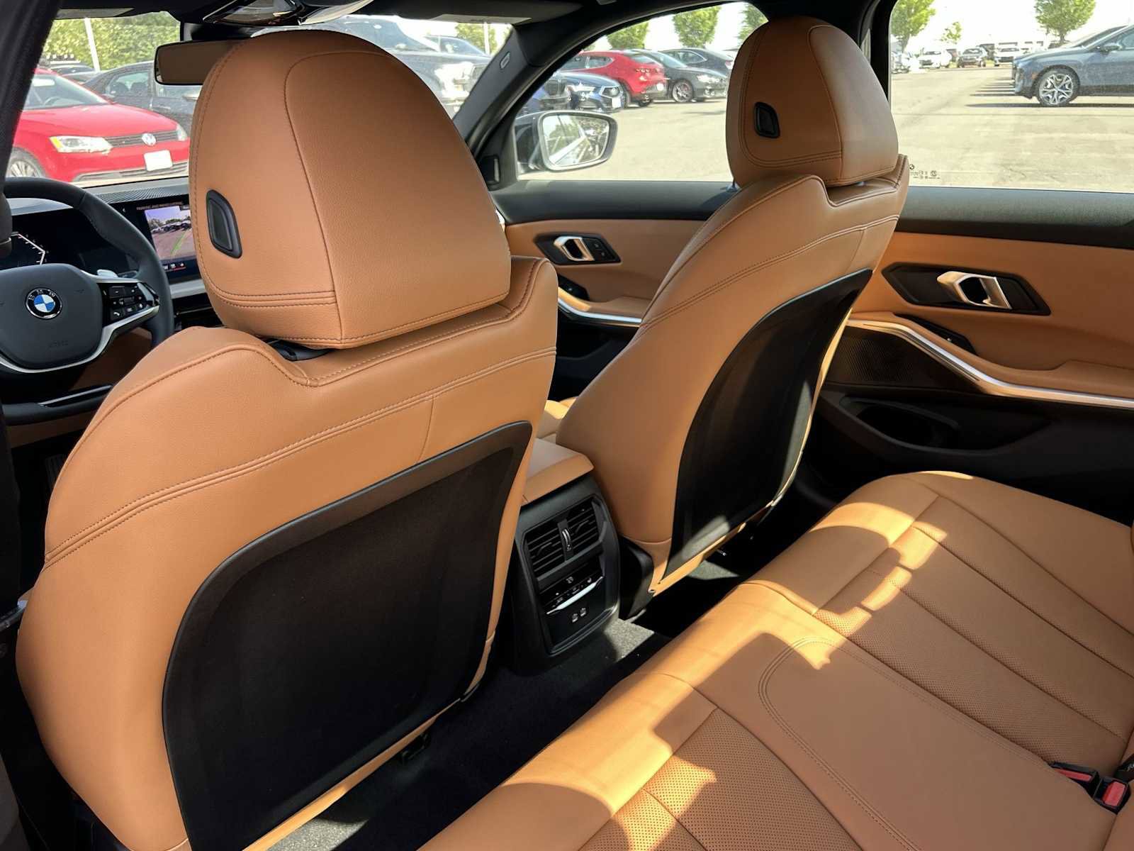 Used 2025 BMW 330i xDrive Sedan w/ Convenience Package image 19