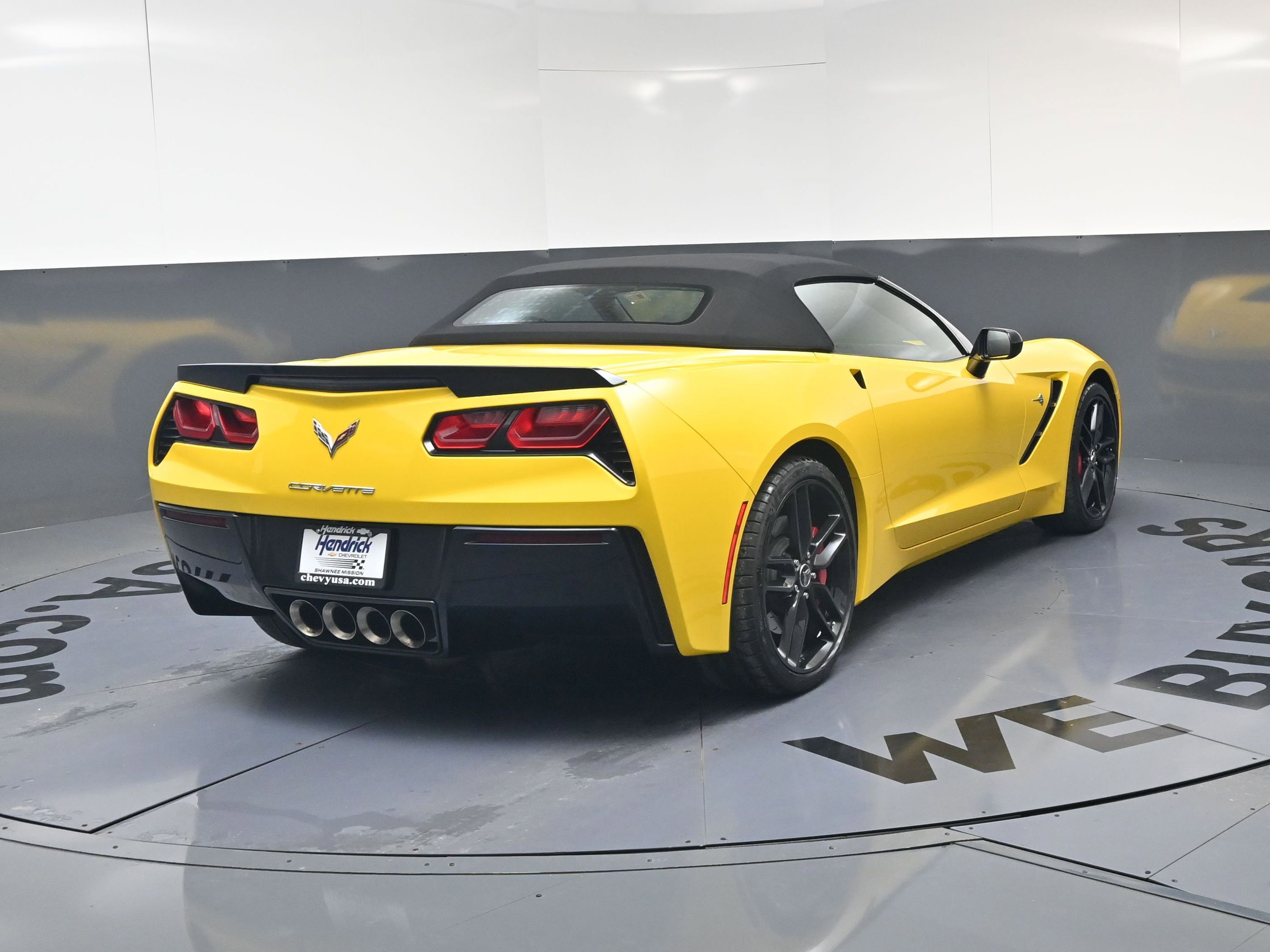 Used 2014 Chevrolet Corvette Stingray Convertible w/ 3LT Preferred Equipment Group RWD image 9