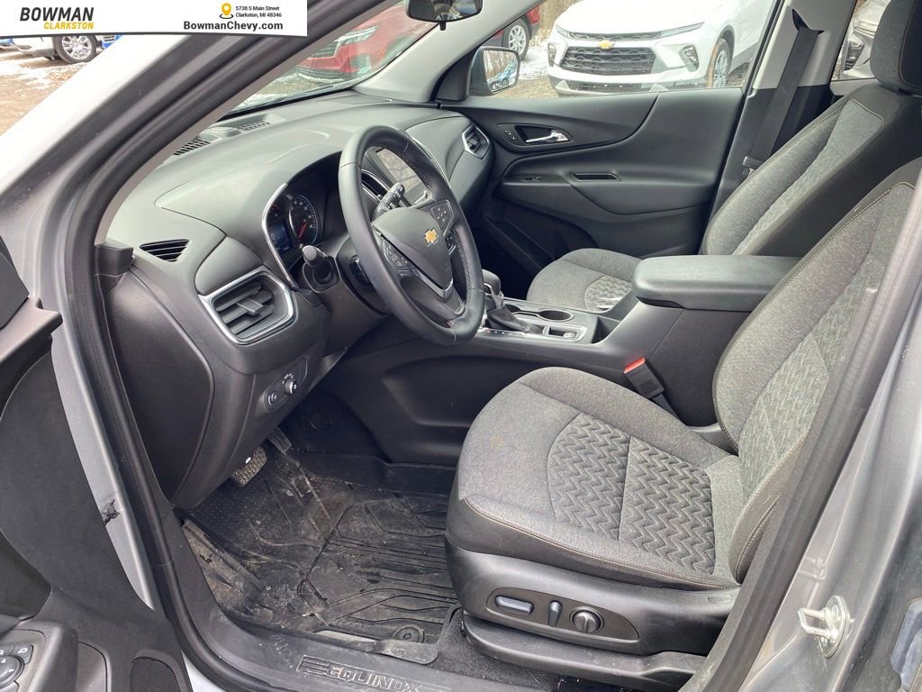 Used 2024 Chevrolet Equinox LT w/ LPO, Floor Liner Package image 11