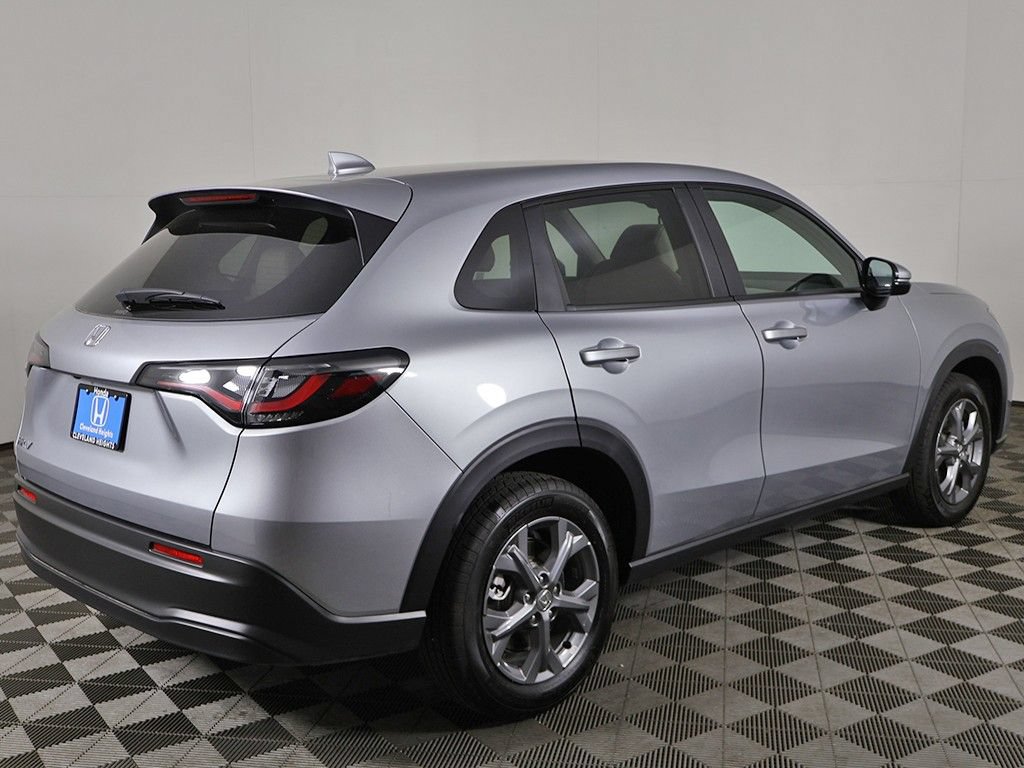 Certified 2026 Honda HR-V LX image 7