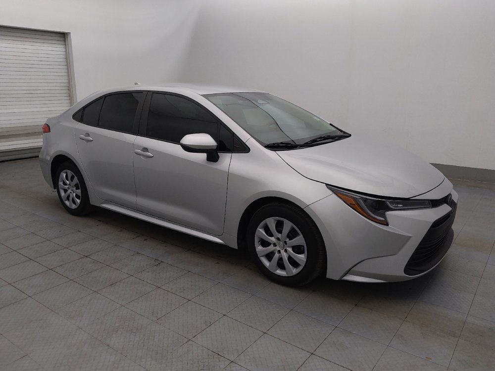 Used 2023 Toyota Corolla LE image 11