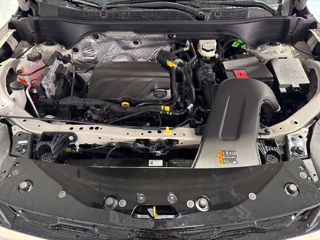 New 2026 Chevrolet Trax ACTIV w/ Sunroof Package FWD image 39