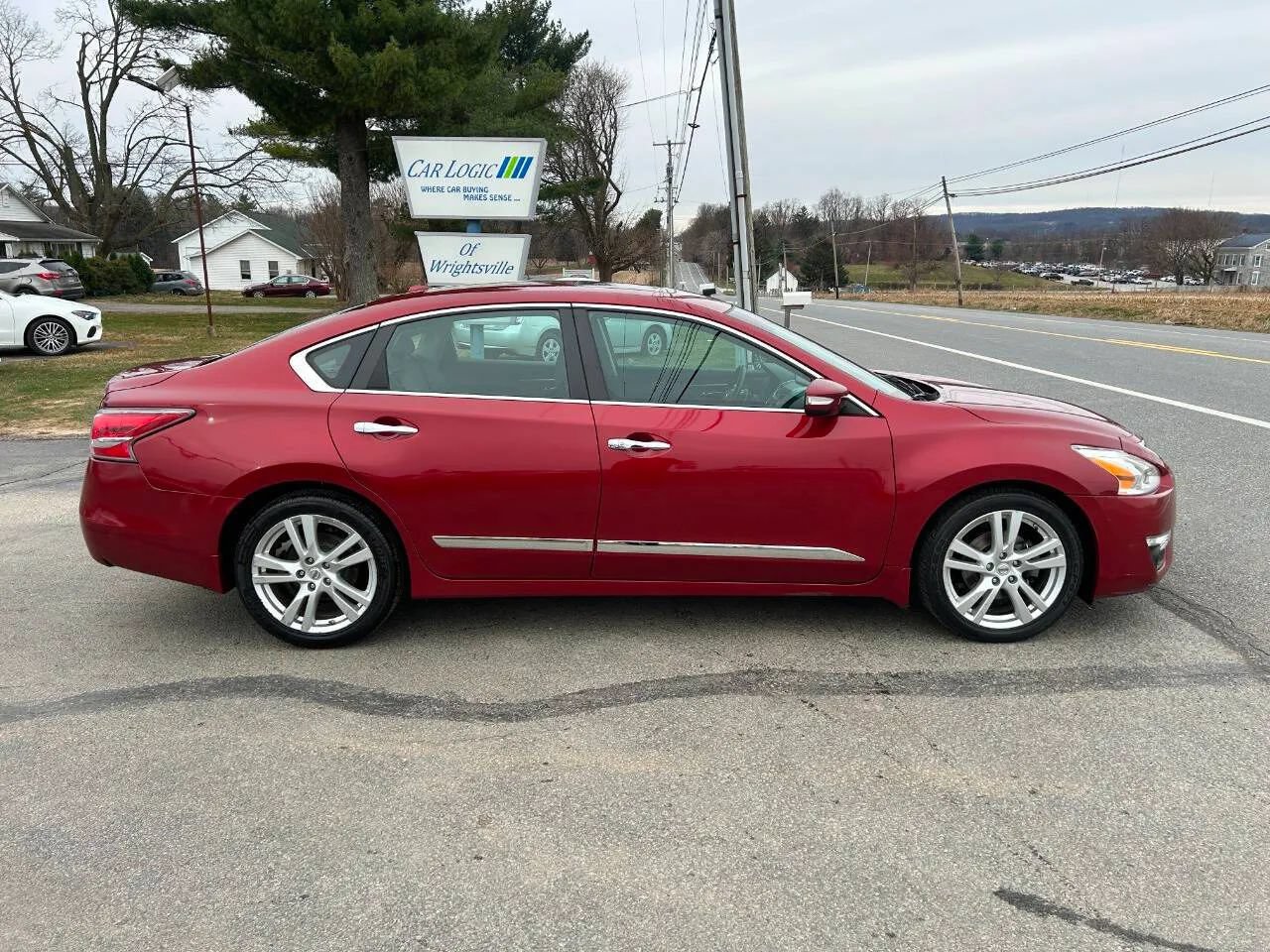 Used 2015 Nissan Altima 3.5 SL FWD image 8