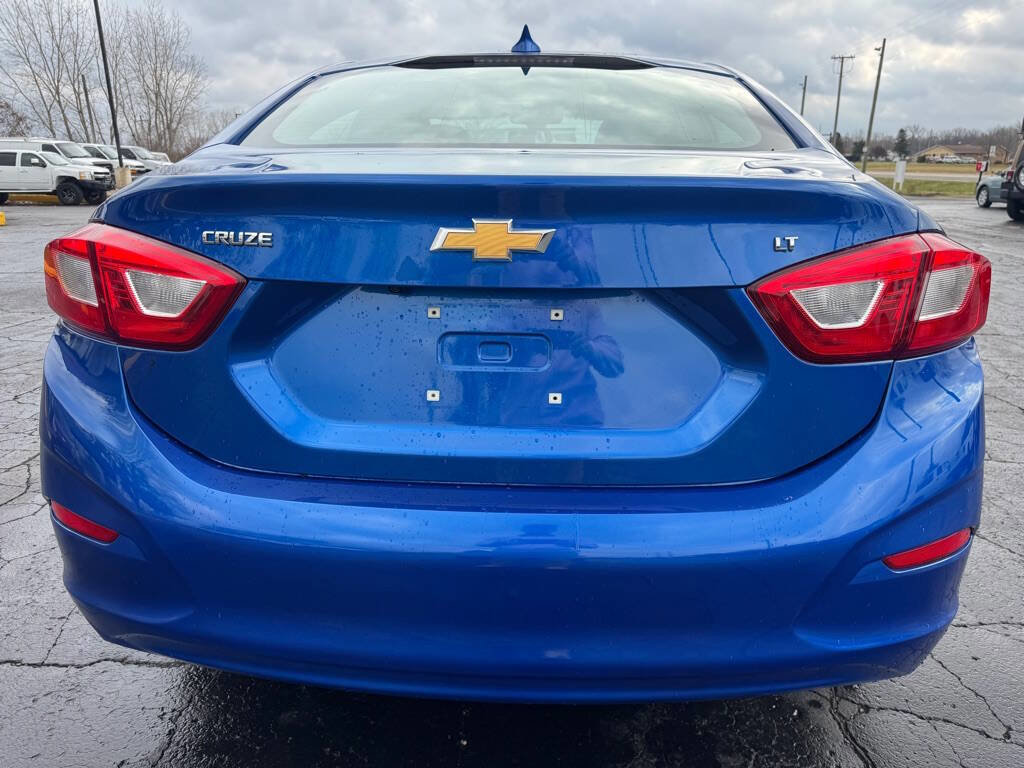 Used 2018 Chevrolet Cruze LT image 7