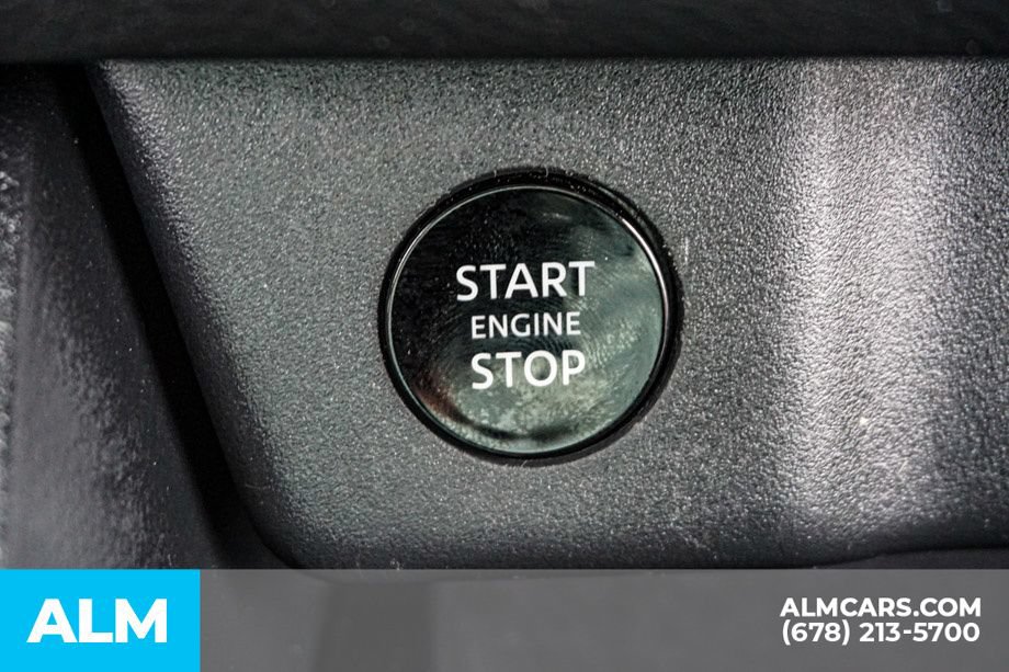 Used 2026 Nissan Rogue SV FWD image 43