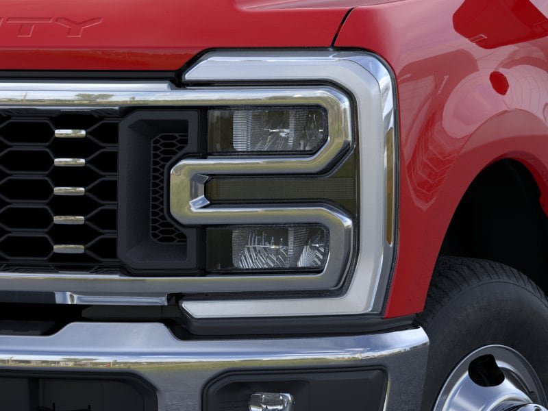 New 2026 Ford F350 4x4 Crew Cab DRW Super Duty image 18