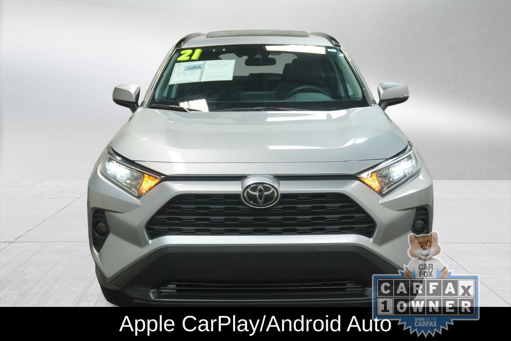 Used 2021 Toyota RAV4 XLE w/ Convenience Package AWD/4WD image 12