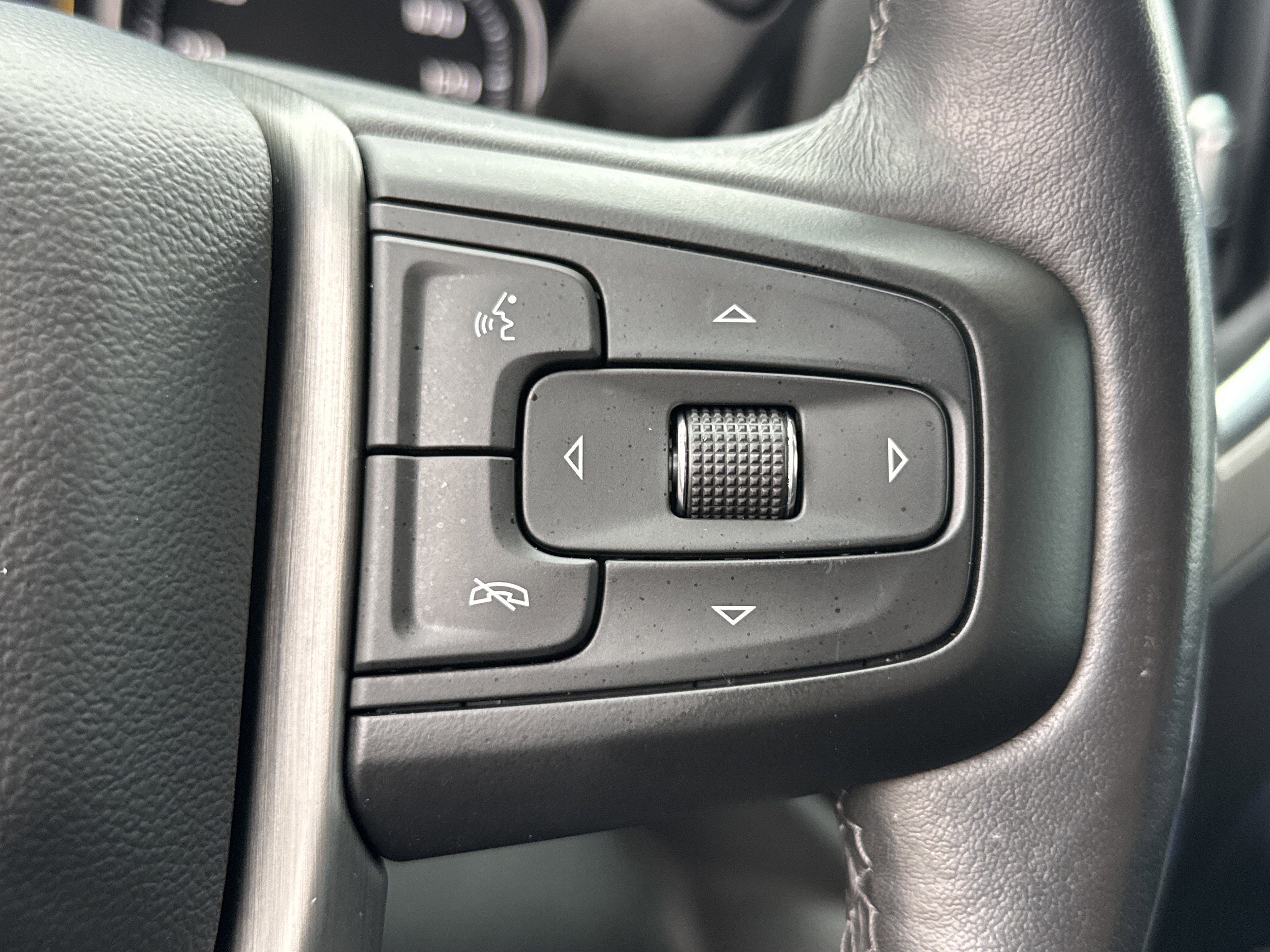 Used 2023 GMC Sierra 3500 Denali w/ Denali Ultimate Package image 21