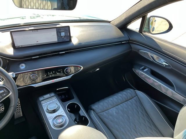 Used 2024 Genesis GV70 3.5T Sport w/ Sport Advanced Package image 15