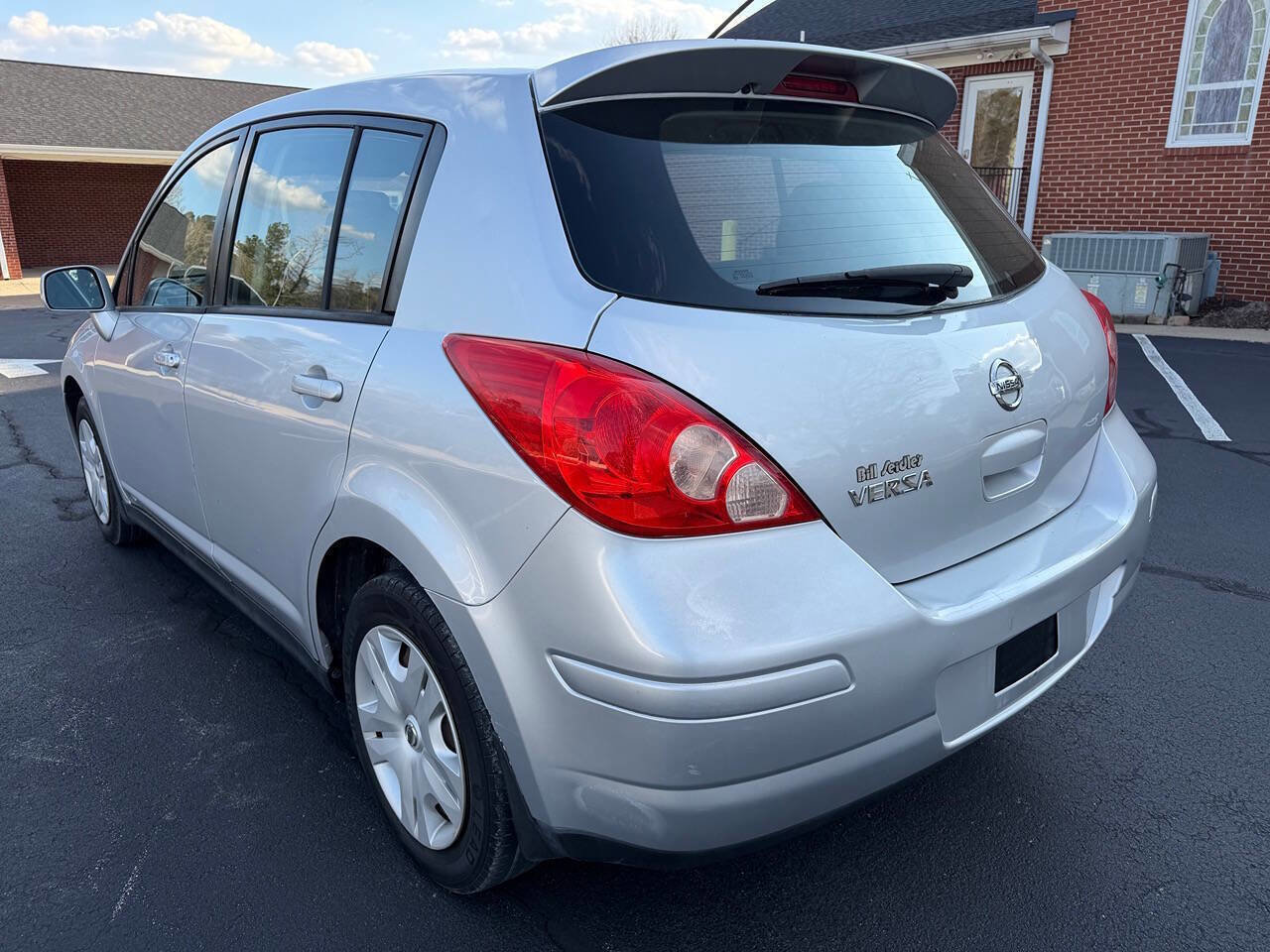 Used 2011 Nissan Versa 1.8 S w/ PWR Plus Pkg image 5
