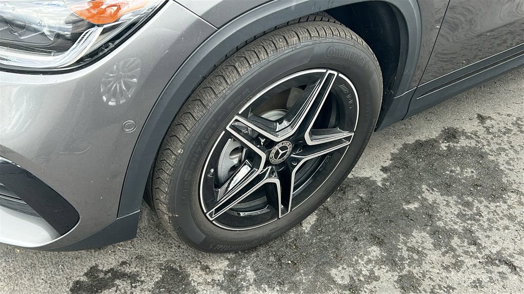 Used 2022 Mercedes-Benz GLA 250 4MATIC image 4