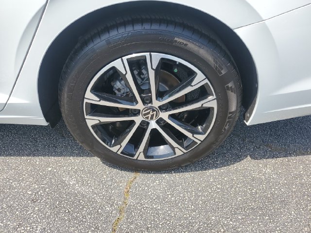 New 2026 Volkswagen Jetta Sport FWD image 9