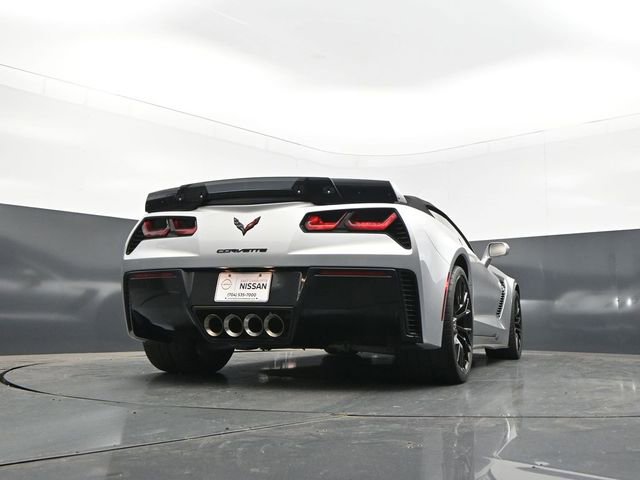 Used 2016 Chevrolet Corvette Z06 w/ 3LZ Preferred Equipment Group RWD image 30