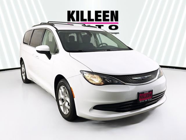 Used 2018 Chrysler Pacifica Touring w/ Tire & Wheel Group FWD image 1