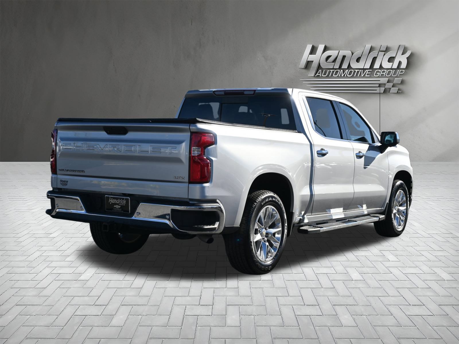 Used 2019 Chevrolet Silverado 1500 LTZ w/ LTZ Convenience Package image 10