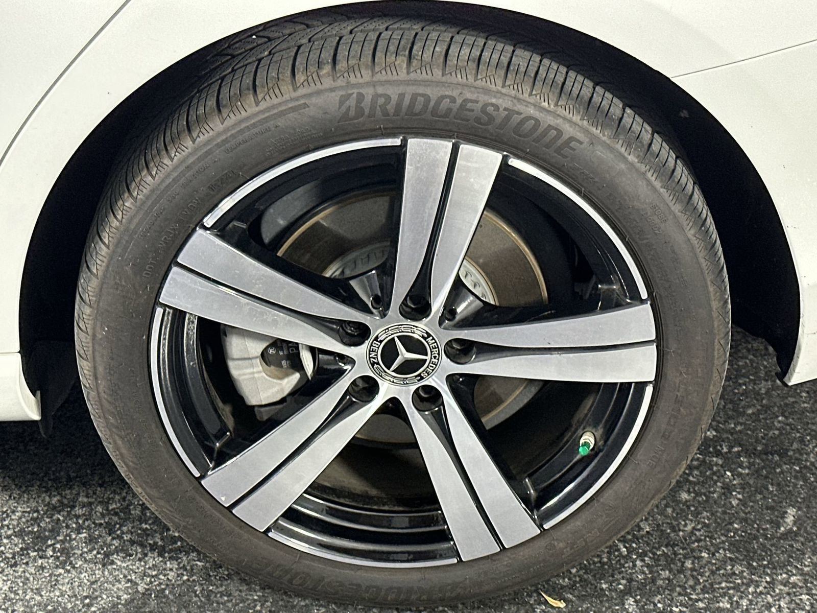 Used 2025 Mercedes-Benz C 300 Sedan image 10