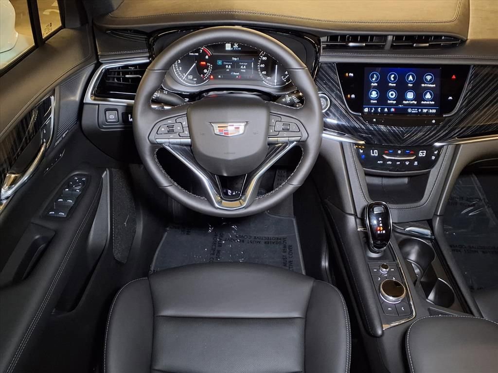 New 2025 Cadillac XT6 Premium Luxury FWD image 11
