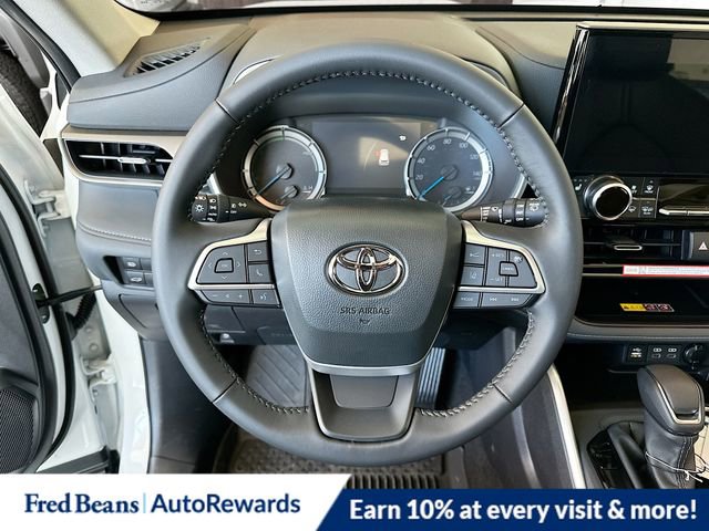 New 2026 Toyota Highlander XLE image 7