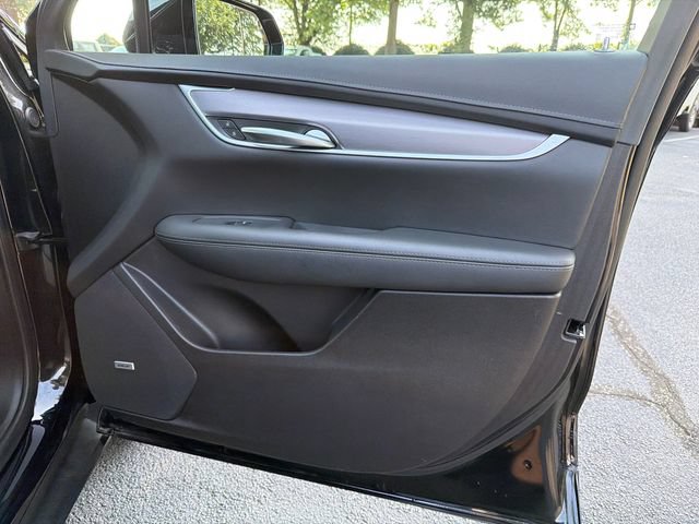 Used 2023 Cadillac XT5 Luxury AWD/4WD image 14