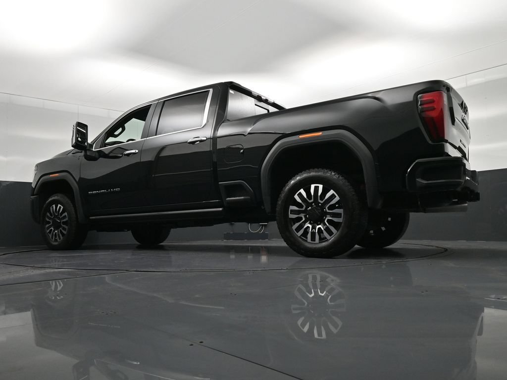 Used 2025 GMC Sierra 2500 Denali Ultimate AWD/4WD image 25