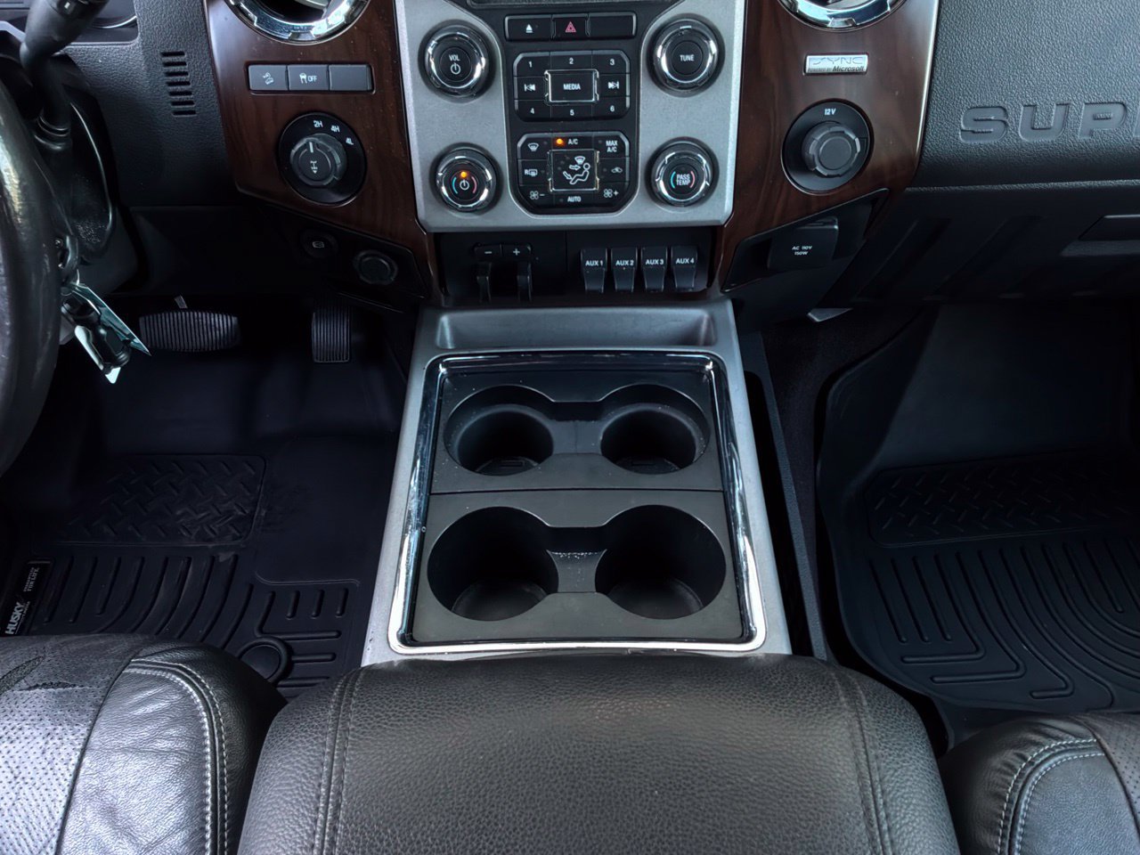 Used 2015 Ford F250 Lariat w/ Lariat Ultimate Package AWD/4WD image 21
