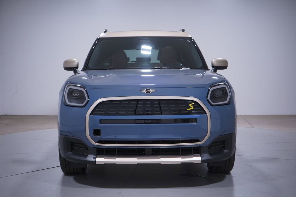 Used 2025 MINI Cooper Countryman SE w/ Comfort Package Max image 4