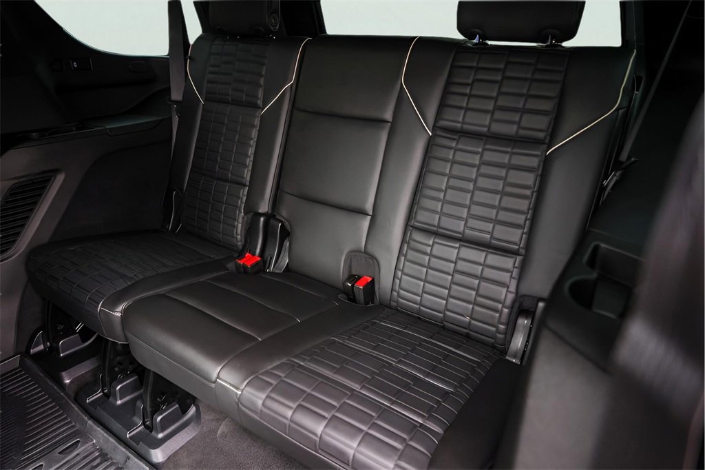 Used 2023 Cadillac Escalade V w/ LPO, ONYX Package image 29