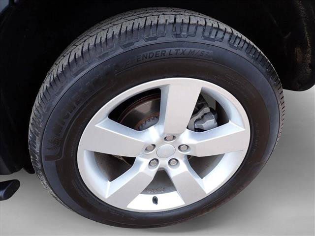 Used 2023 Land Rover Defender 110 S AWD/4WD image 8