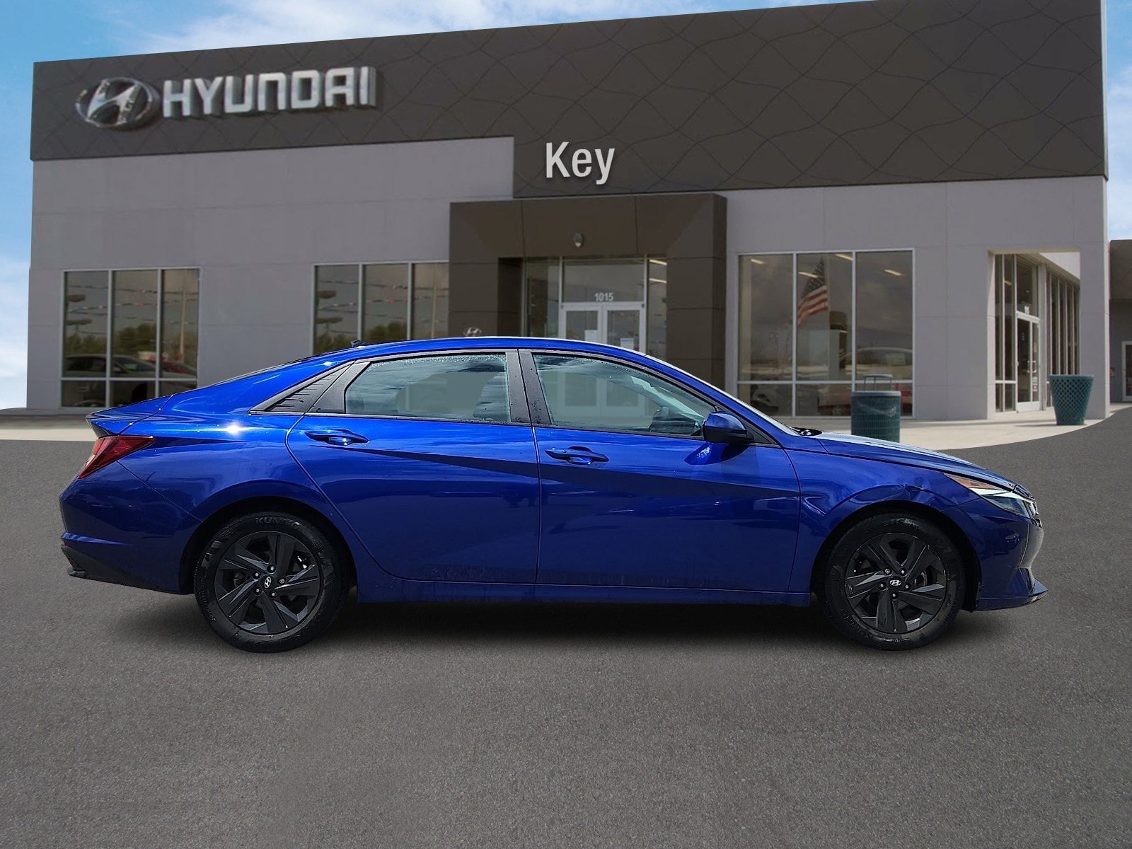 Certified 2023 Hyundai Elantra SEL FWD image 3