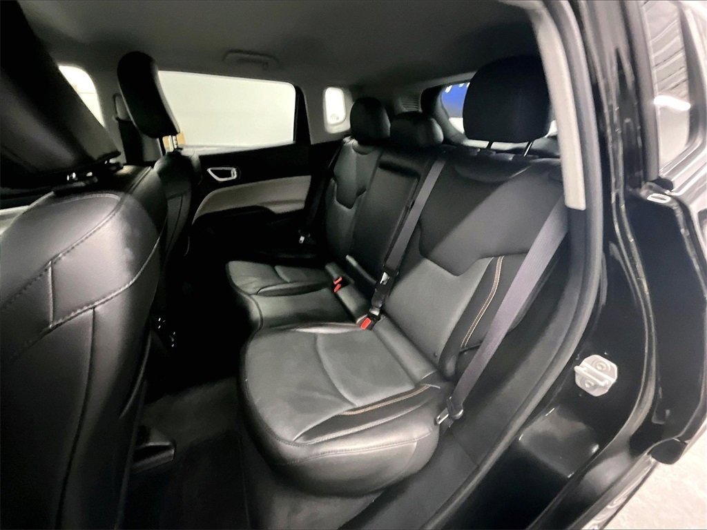 Used 2022 Jeep Compass Limited w/ Elite Group image 15