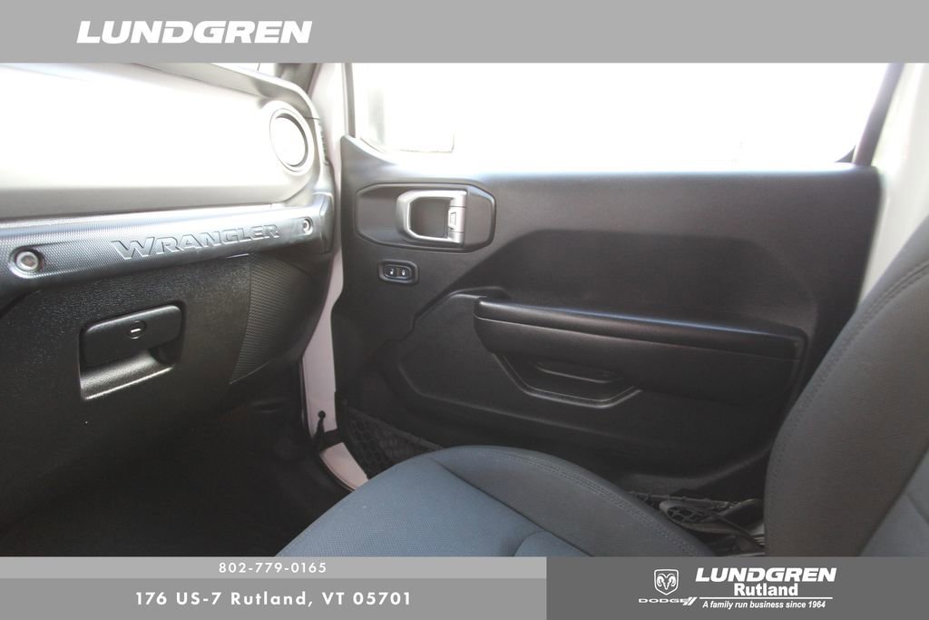 Used 2018 Jeep Wrangler Unlimited Sport S image 25