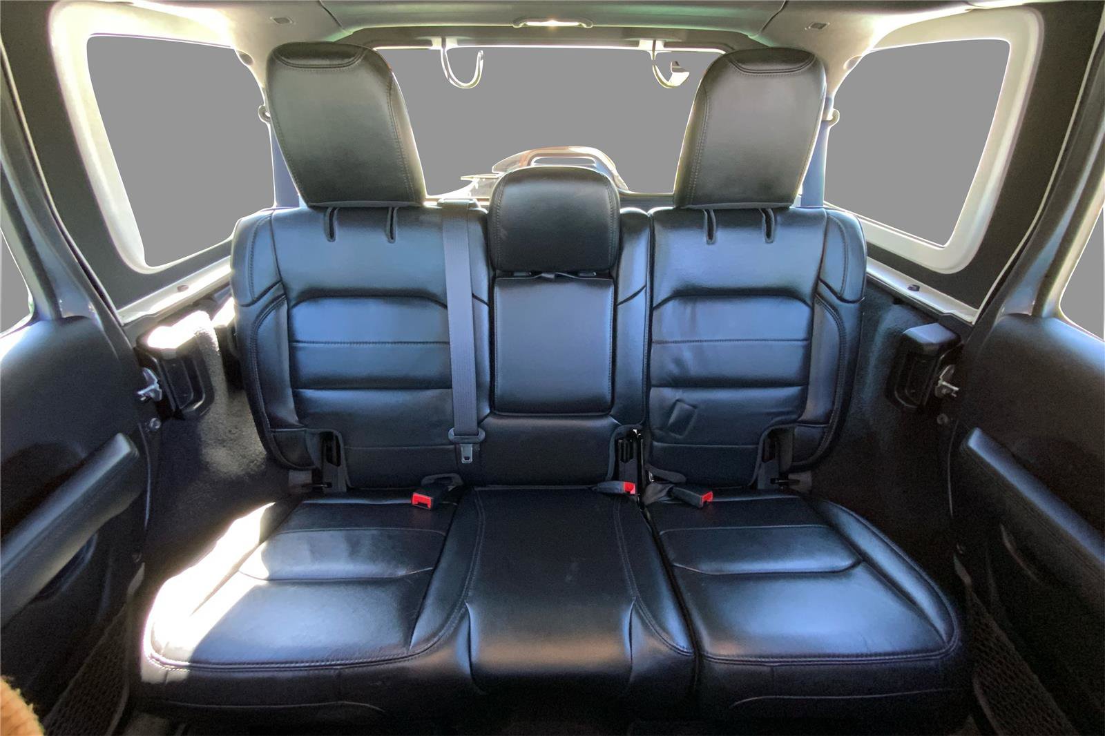 Used 2021 Jeep Wrangler Unlimited Sahara AWD/4WD image 14