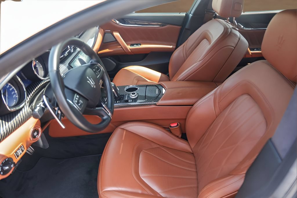 Used 2019 Maserati Quattroporte GTS GranLusso RWD image 40