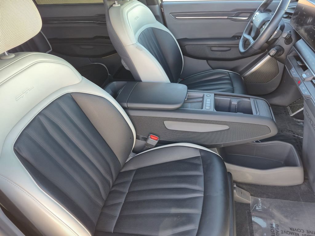 New 2026 Kia EV9 GT-Line image 16