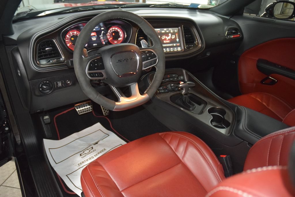 Used 2023 Dodge Challenger SRT Hellcat w/ Driver Convenience Group RWD image 31