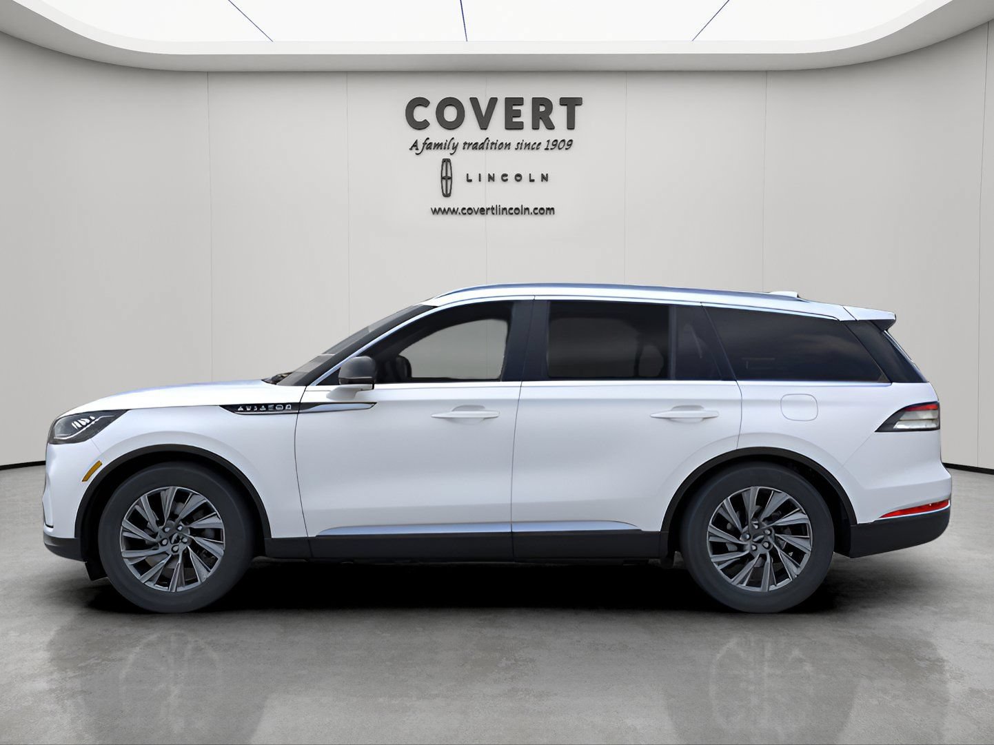 New 2026 Lincoln Aviator 2WD image 3