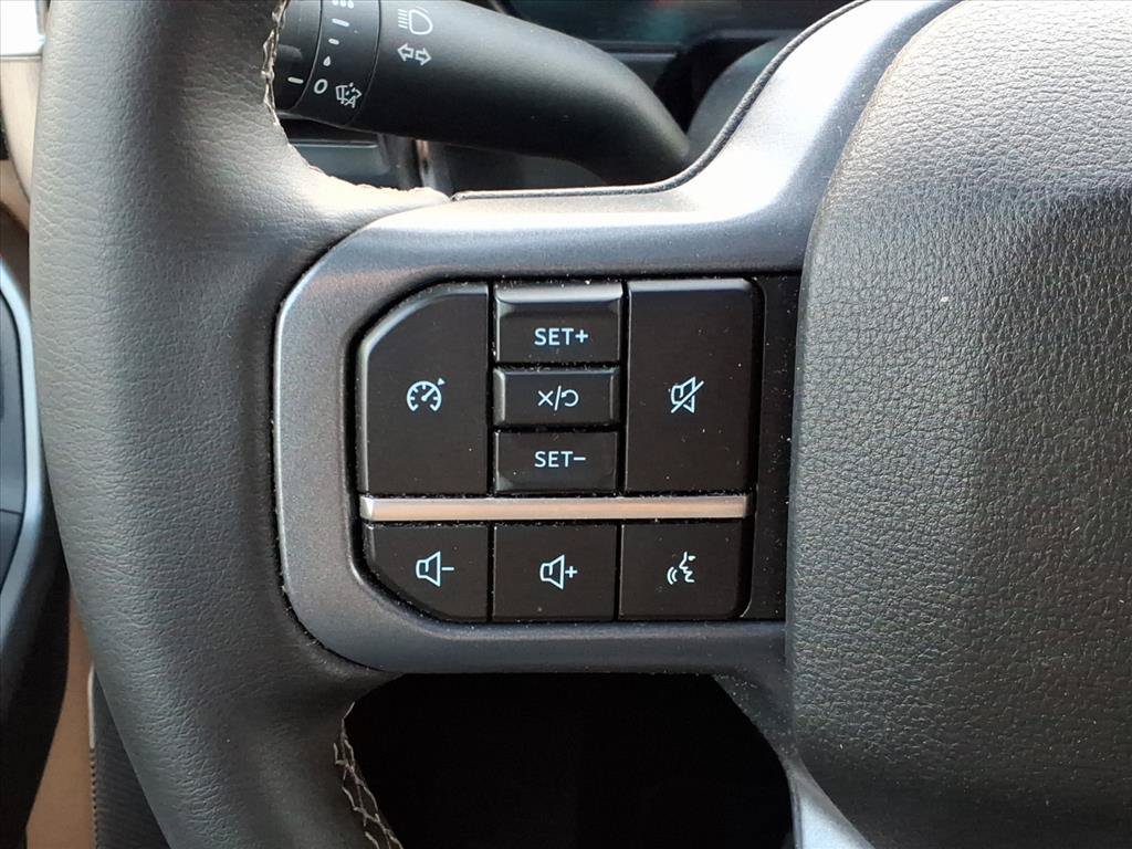 Used 2026 Ford F250 Lariat RWD image 21