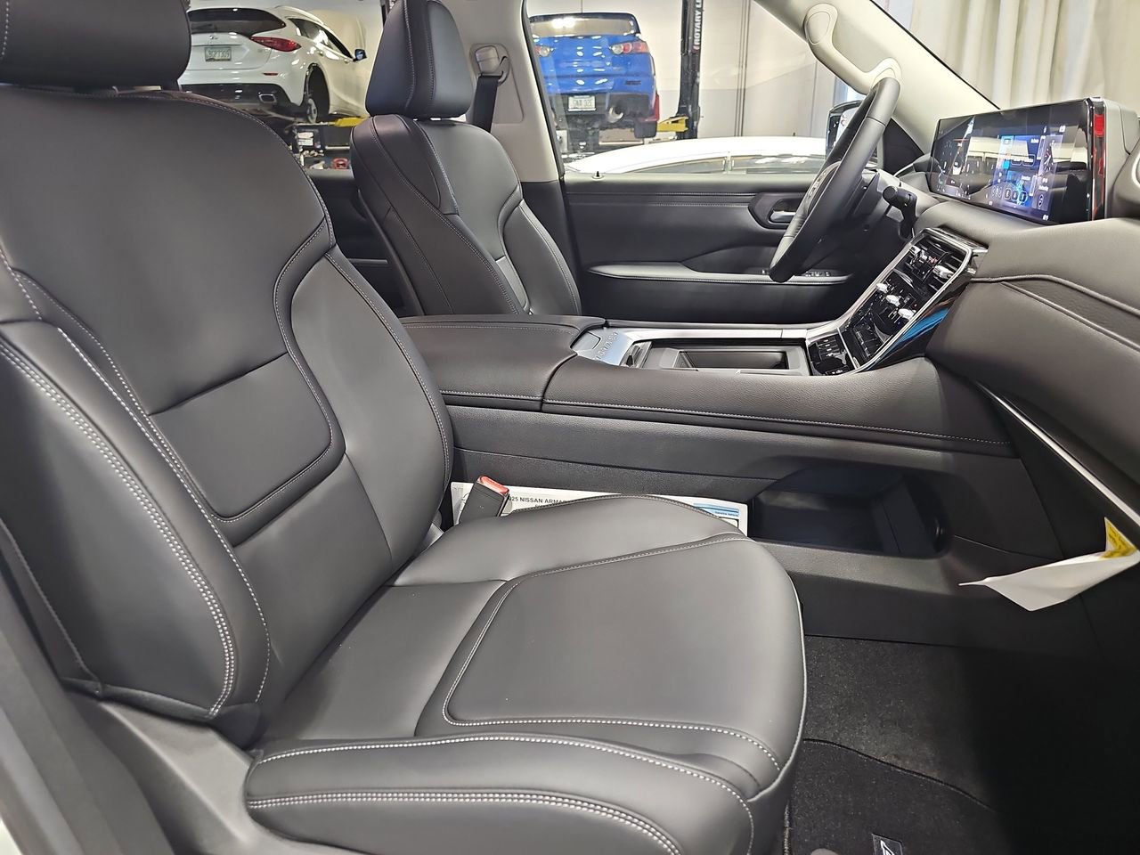 New 2025 Nissan Armada SV image 10