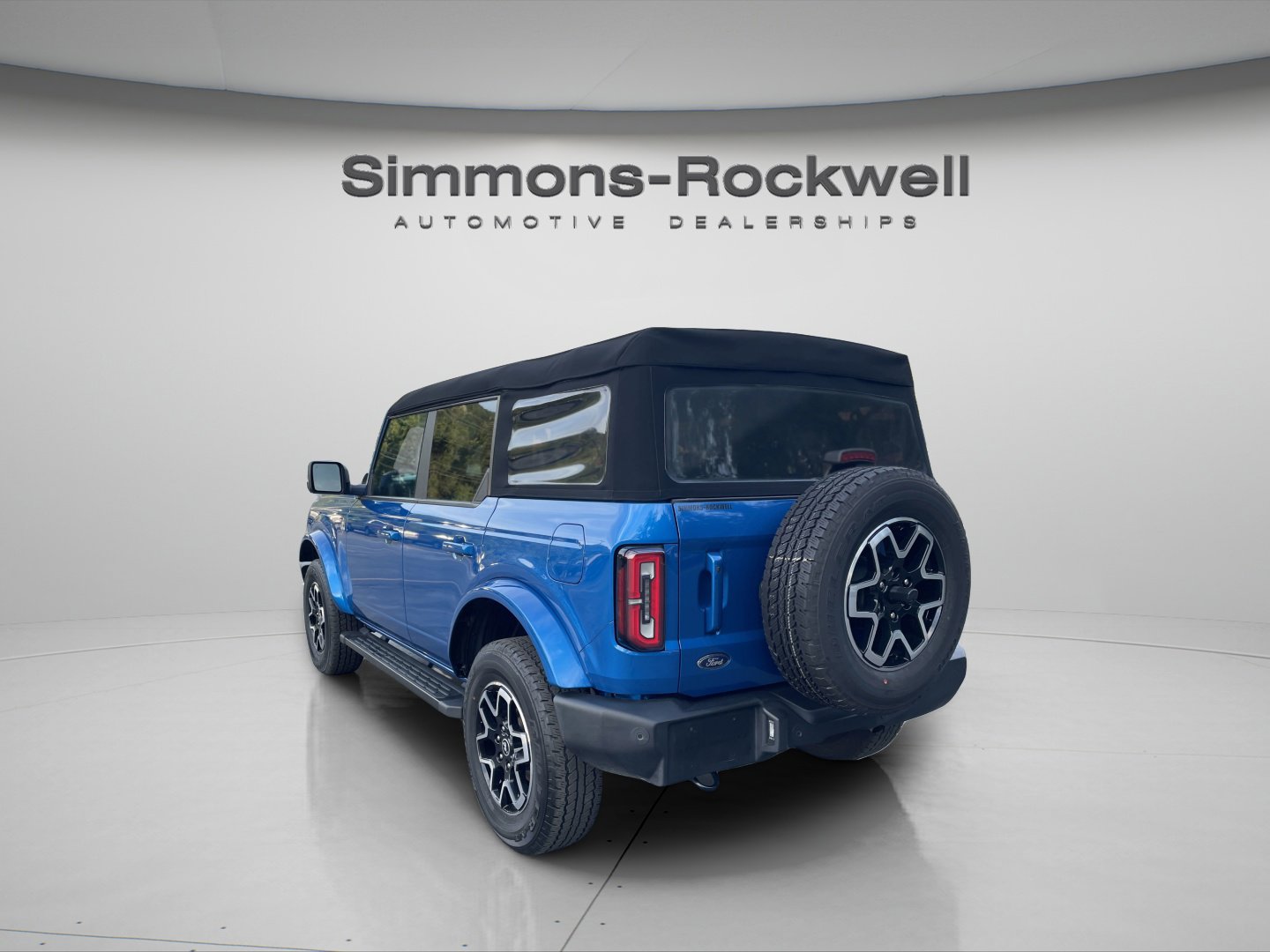 Used 2023 Ford Bronco Outer Banks image 7